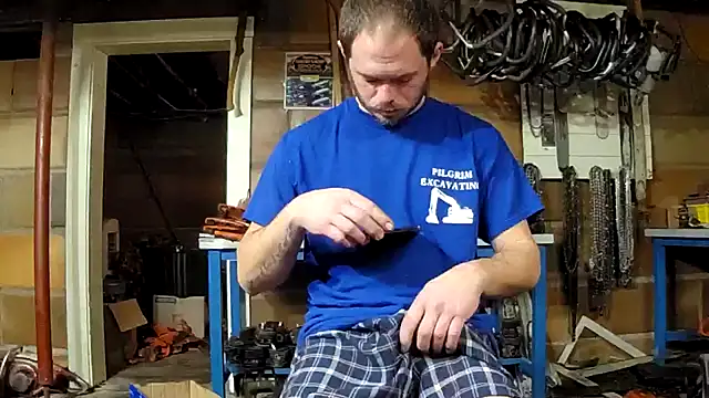 Bigoleslong98765 online show from February 11, 2026, 1:38 pm