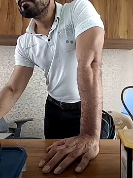 indianguy89 online show from February 15, 2026, 5:59 am