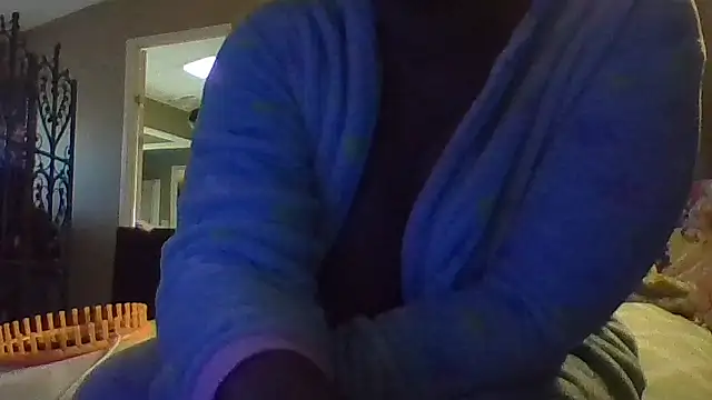 Snapshot of EbonyFetishQueen chatting on April 22, 2026, 4:08 pm EbonyFetishQueen online show from April 22, 2026, 4:08 pm
