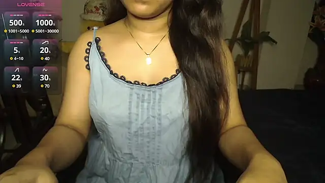 Most-Beautiful-Queen online show from February 11, 2025, 6:33 pm