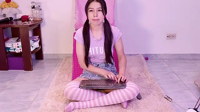 pink flower  online show from September 23, 2025, 10:46 pm