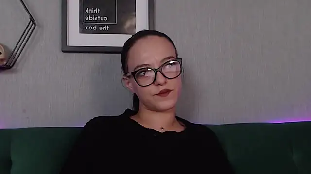 IzabelllNoir online show from February 1, 2025, 4:00 pm