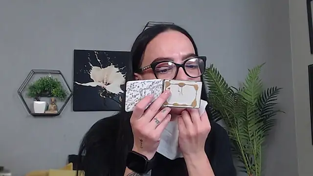 IzabelllNoir online show from February 16, 2026, 10:22 am