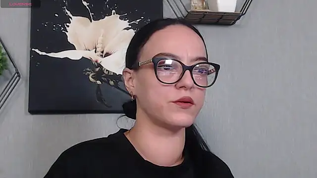 IzabelllNoir online show from April 8, 2026, 8:58 am