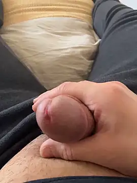 CoupleHot X online show from March 5, 2026, 11:39 am