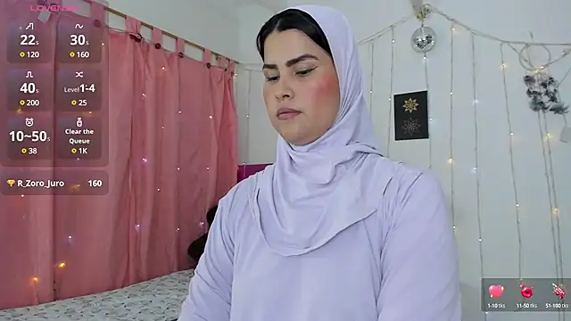 AishaAmin  online show from January 28, 2025, 3:14 pm