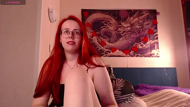 Snapshot of VanessaLincum chatting on June 4, 2026, 8:42 am VanessaLincum online show from June 4, 2026, 8:42 am