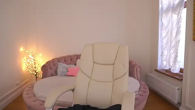 SonnyKage online show from April 6, 2026, 4:46 am