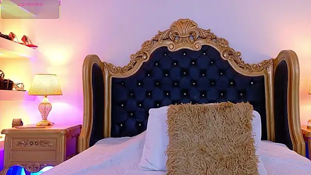 AdelinaVans online show from February 26, 2026, 11:31 am