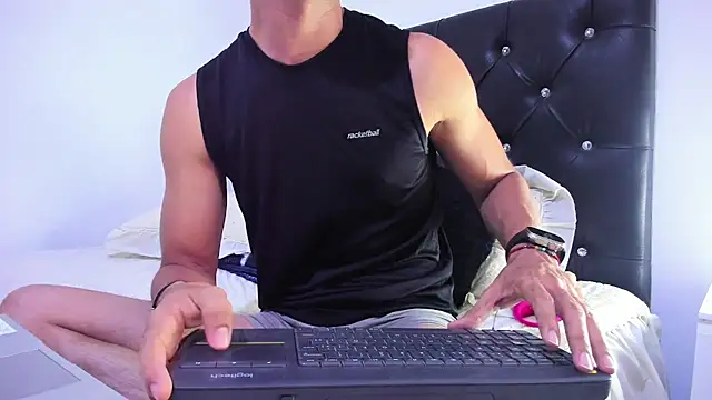 Sebastian-Dash online show from January 13, 2025, 11:06 pm