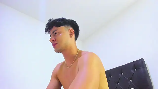 Sebastian-Dash online show from February 6, 2025, 6:18 am