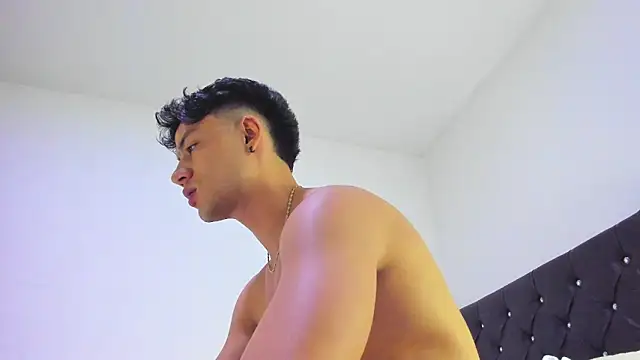 Sebastian-Dash online show from March 14, 2025, 3:15 am