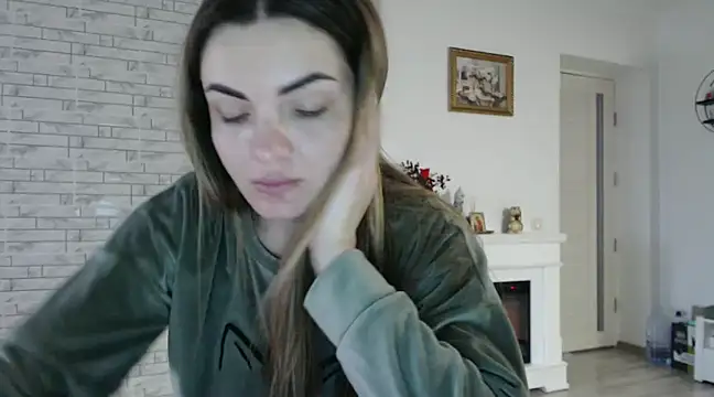  JustmeHere  online show from February 3, 2025, 12:47 pm