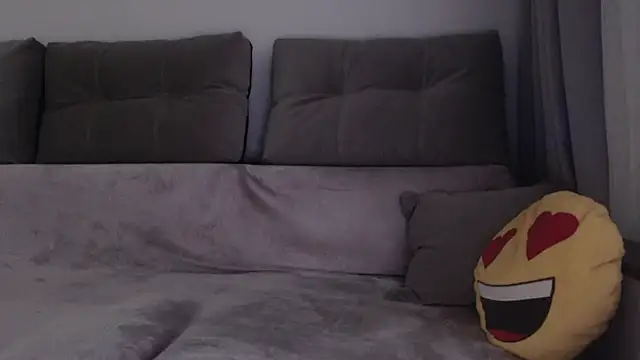  JustmeHere  online show from April 2, 2026, 6:22 am