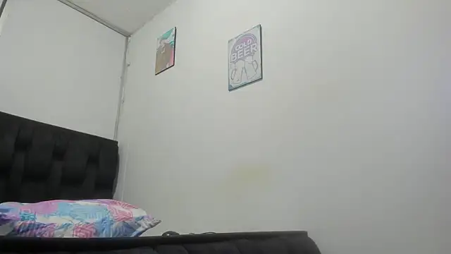 Brenda Smith69 online show from June 22, 2026, 1:51 am