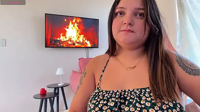 SweetPaige  online show from March 13, 2025, 9:26 pm