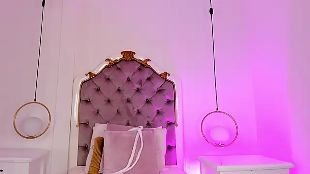 Pushaina   online show from November 14, 2025, 3:16 am