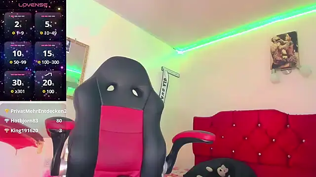 Snapshot of naomy__xx chatting on February 3, 2025, 7:31 pm naomy xx online show from February 3, 2025, 7:31 pm