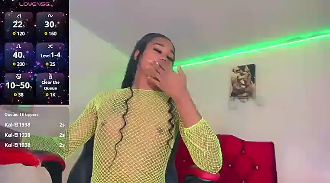 Snapshot of naomy__xx chatting on February 4, 2025, 4:37 am naomy xx online show from February 4, 2025, 4:37 am