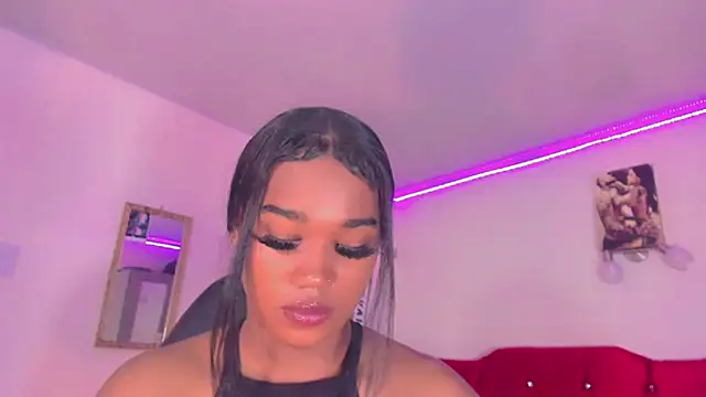 Snapshot of naomy__xx chatting on February 8, 2025, 10:29 am naomy xx online show from February 8, 2025, 10:29 am