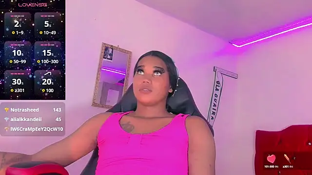 Snapshot of naomy__xx chatting on February 10, 2025, 4:14 pm naomy xx online show from February 10, 2025, 4:14 pm