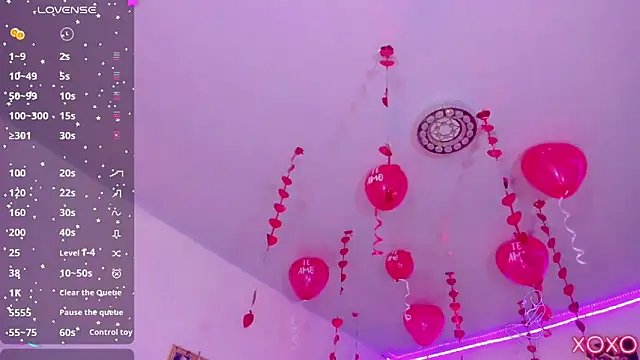 Snapshot of naomy__xx chatting on February 17, 2025, 10:29 am naomy xx online show from February 17, 2025, 10:29 am