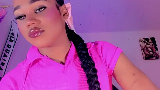 Snapshot of naomy__xx chatting on October 18, 2025, 2:58 am naomy xx online show from October 18, 2025, 2:58 am