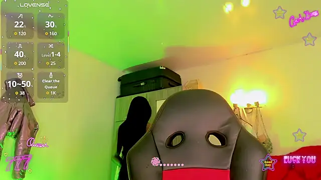 naomy  xx online show from March 27, 2026, 3:01 am