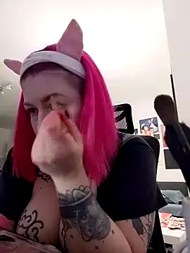 divine eve online show from March 18, 2025, 10:26 pm