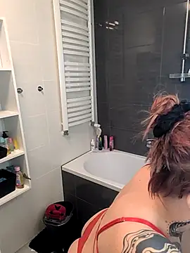 divine eve online show from November 22, 2025, 12:59 pm