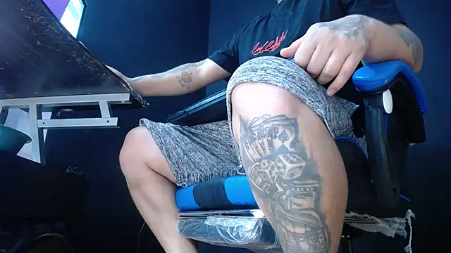 DickMasterfindom online show from June 4, 2026, 6:41 am