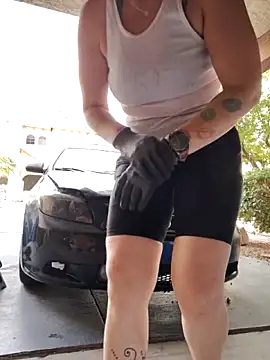 Cloud Master9 online show from April 19, 2026, 9:17 pm