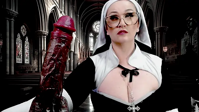 helenas fantasy online show from January 24, 2025, 8:54 pm