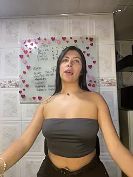 Alanna atm  online show from January 15, 2025, 10:57 pm