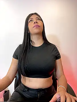 Alanna atm  online show from January 16, 2026, 1:59 pm