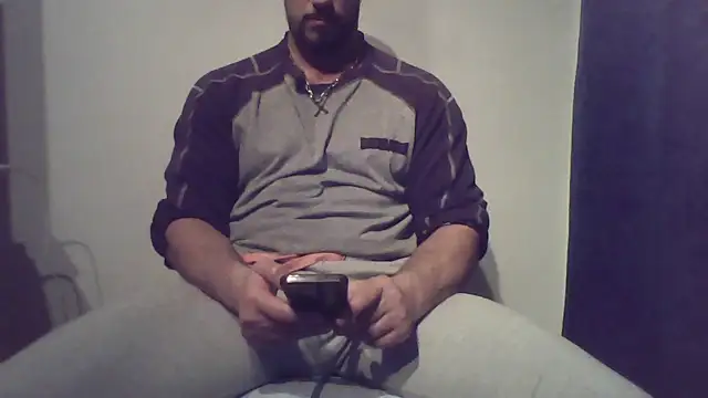 fl3xxx1 online show from February 12, 2025, 5:48 pm