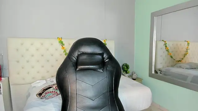 nami sam01 online show from March 9, 2025, 4:00 pm