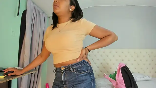 nami sam01 online show from March 18, 2025, 12:36 pm