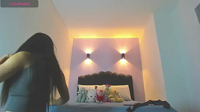 Sofia Clauss  online show from November 12, 2025, 2:12 am