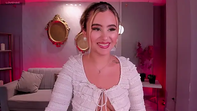 AnnaBrooks1 online show from March 5, 2026, 7:43 pm