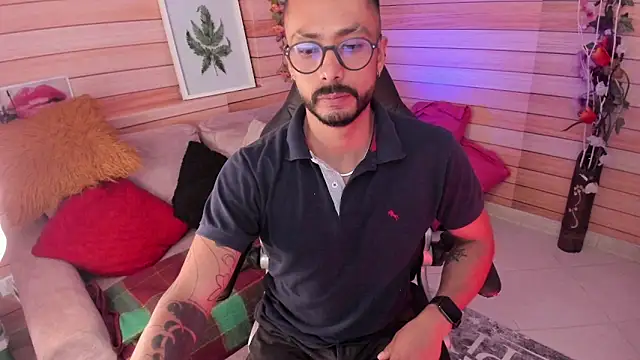 Tom cooper  online show from March 12, 2025, 1:08 pm