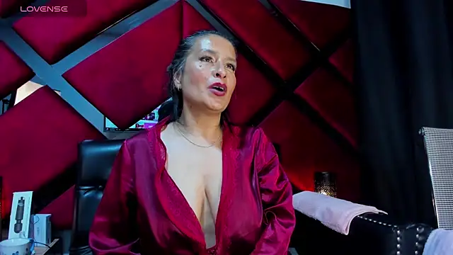 Kendra-Foxxy online show from December 23, 2025, 10:13 am