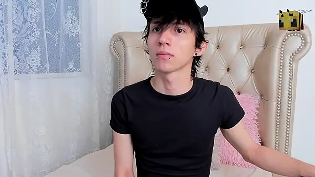 JeanRam18 online show from March 13, 2025, 12:56 pm