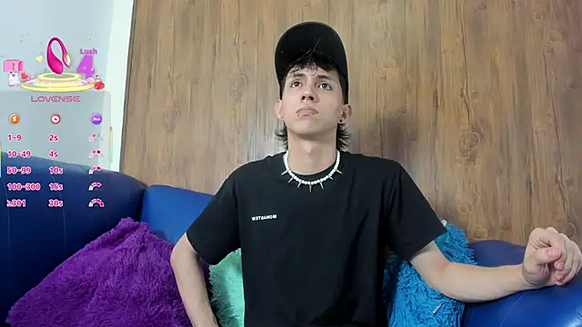 JeanRam18 online show from March 19, 2025, 7:27 pm