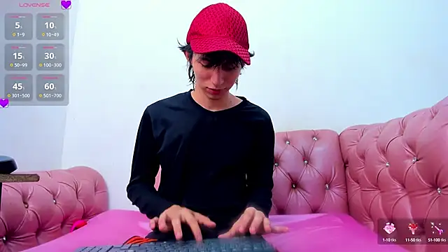 JeanRam18 online show from September 11, 2025, 7:25 pm