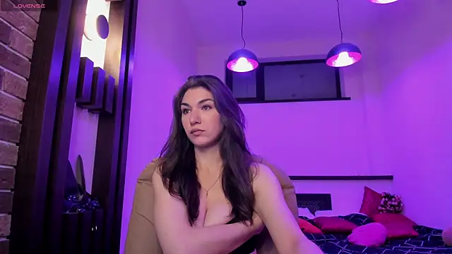 MonicaVii online show from May 13, 2026, 11:55 pm