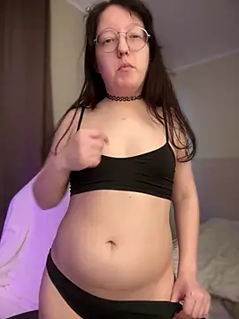 emigooflordXD online show from December 18, 2024, 9:36 am