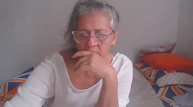 candy mature  online show from February 24, 2025, 3:42 pm