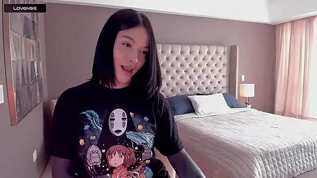 vangie  online show from November 23, 2025, 5:24 pm