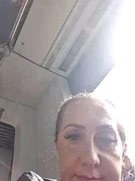 AvaLloyd online show from March 23, 2025, 8:26 am